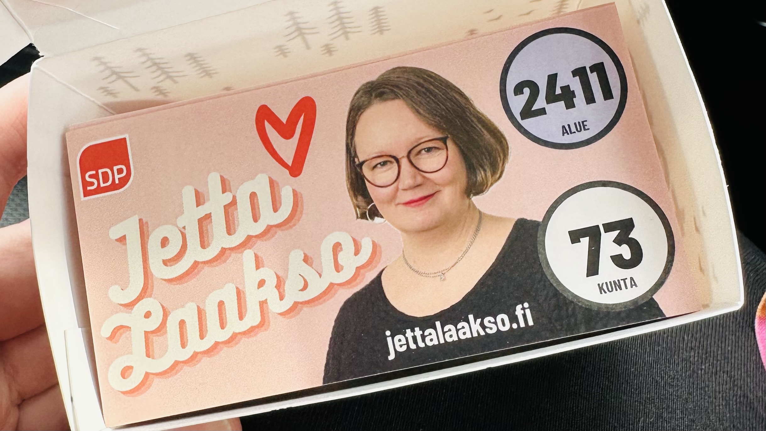 Vaalityötä ja kampanjamateriaaleja